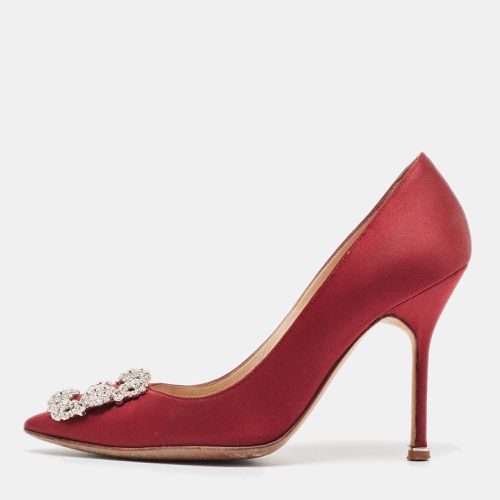 Manolo Blahnik Burgundy Satin Hangisi Pumps Size 36.5 - Manolo Blahnik - Modalova