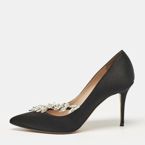 Manolo Blahnik Black Satin Nadira Pumps Size 37.5 - Manolo Blahnik - Modalova