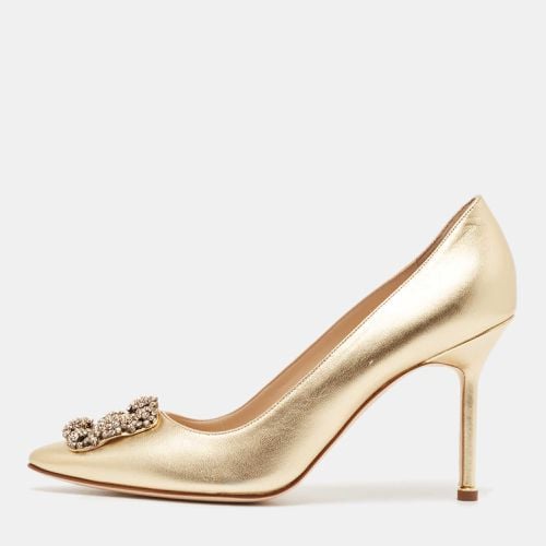 Manolo Blahnik Gold Leather Hangisi Crystal Embellished Pointed Toe Pumps Size 40 - Manolo Blahnik - Modalova