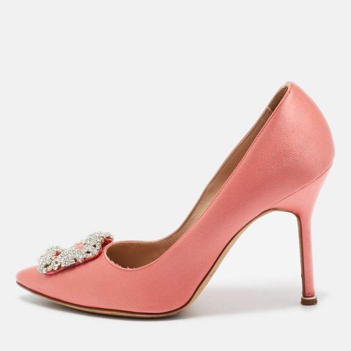 Manolo Blahnik Pink Satin Hangisi Pumps Size 39 - Manolo Blahnik - Modalova