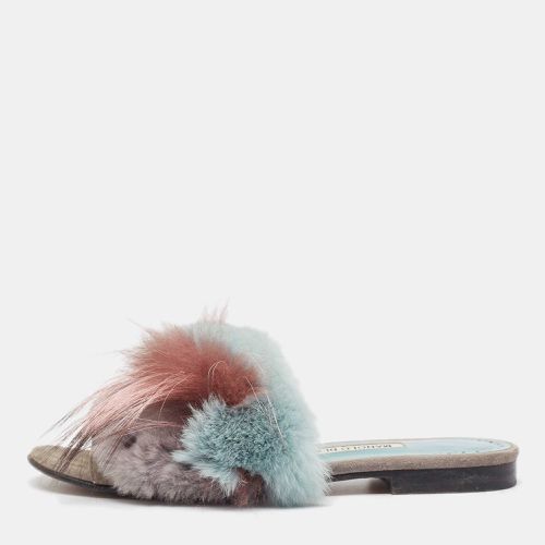 Manolo Blahnik Two Tone Suede and Fox Fur Flat Slides Size 37 - Manolo Blahnik - Modalova