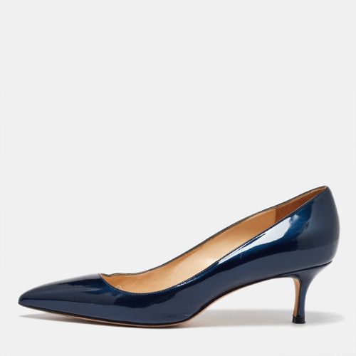 Manolo Blahnik Blue Patent Leather Pointed Toe Pumps Size 38 - Manolo Blahnik - Modalova