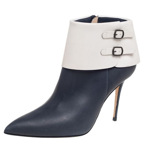 Manolo Blahnik Blue/White Leather Buckle Pointed Toe Ankle Boots Size 36 - Manolo Blahnik - Modalova