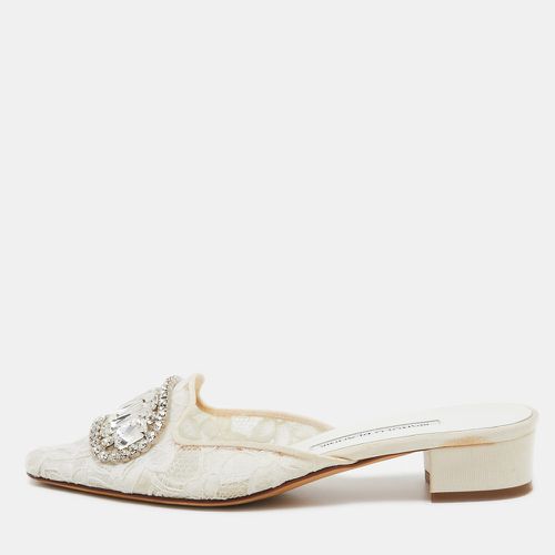 Manolo Blahnik White Lace Crystal Embellished Block Heel Pumps Size 37 - Manolo Blahnik - Modalova