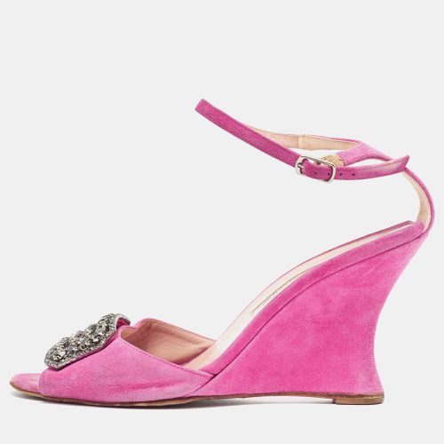 Manolo Blahnik Fuchsia Suede Crystal Embellished Trice Wedge Sandals Size 38.5 - Manolo Blahnik - Modalova