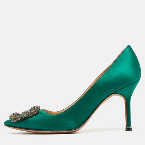 Manolo Blahnik Green Satin Hangisi Crystal Embellished Pumps Size 37 - Manolo Blahnik - Modalova