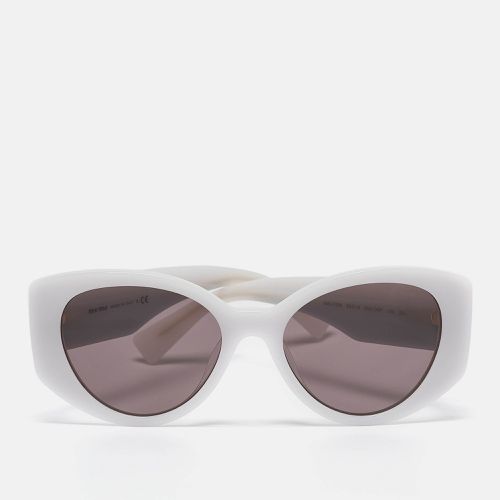 Miu Miu Light Grey/Black Gradient SMU03W Cat Eye Sunglasses - Miu Miu - Modalova