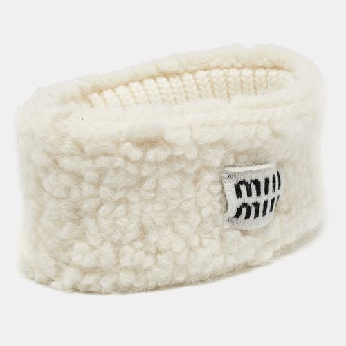 Miu Miu White Logo Applique Shearling Head band - Miu Miu - Modalova