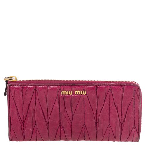 Miu Miu Pink Leather Matelassé Zip Around Wallet - Miu Miu - Modalova