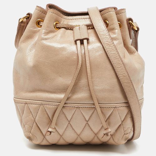 Miu Miu Beige Vitello Shine Leather Drawstring Bucket Bag - Miu Miu - Modalova