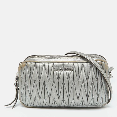 Miu Miu Silver Matelassé Leather Double Zip Crossbody Bag - Miu Miu - Modalova