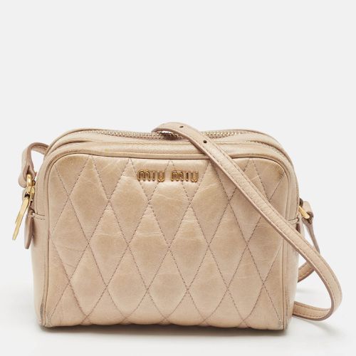 Miu Miu Beige Matelassé Leather Double Zip Camera Crossbody Bag - Miu Miu - Modalova