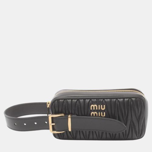 Miu Miu Leather Black MATELASSE Second Clutch Bag - Miu Miu - Modalova