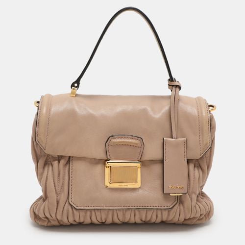 Miu Miu Beige Matelasse Leather Push Lock Top Handle Bag - Miu Miu - Modalova