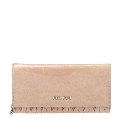 Miu Miu Beige Matelassé Leather Continental Wallet - Miu Miu - Modalova