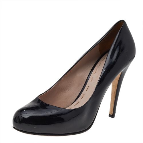 Miu Miu Black Patent Leather Round Toe Pumps Size 40 - Miu Miu - Modalova