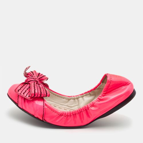 Miu Miu Pink Patent Leather Bow Scrunch Ballet Flats Size 37 - Miu Miu - Modalova