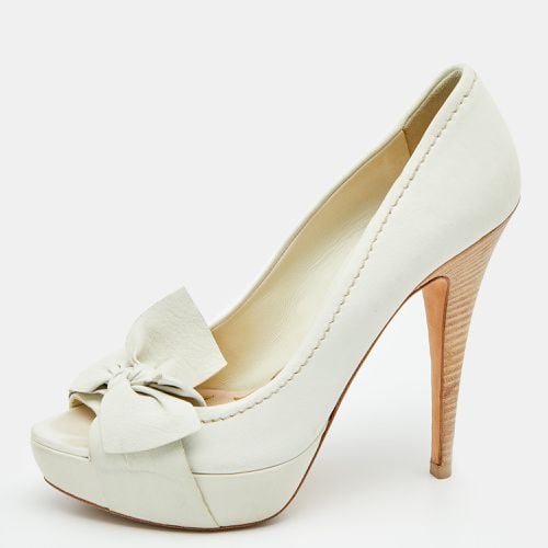 Miu Miu White Leather Bow Platform Pumps Size 37.5 - Miu Miu - Modalova