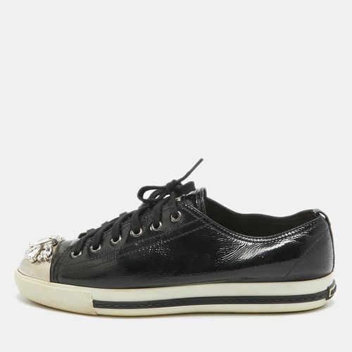 Miu Miu Black Patent Leather Crystal Embellished Cap Toe Sneakers Size 41 - Miu Miu - Modalova