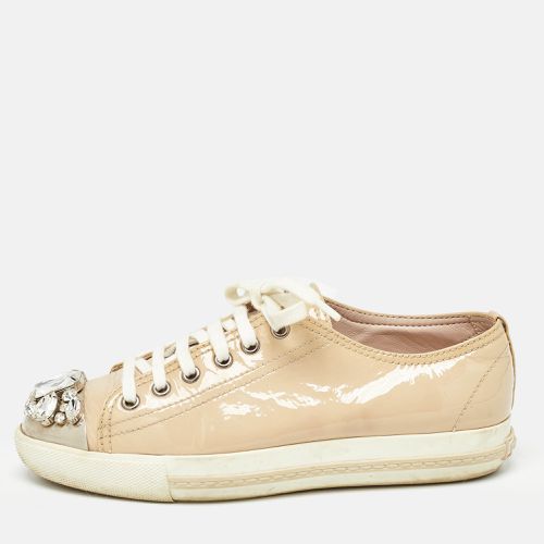 Miu Miu Beige Patent Leather Crystal Embellished Lace Up Sneakers Size 36 - Miu Miu - Modalova