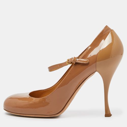 Miu Miu Beige Patent Leather Mary Jane Pumps Size 39 - Miu Miu - Modalova