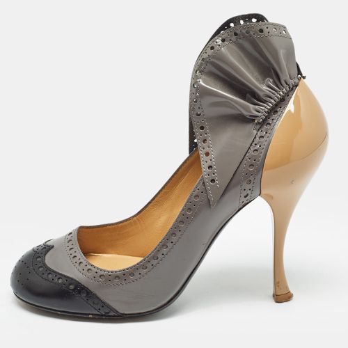 Miu Miu Grey/Black Brogue Leather Pumps Size 35 - Miu Miu - Modalova