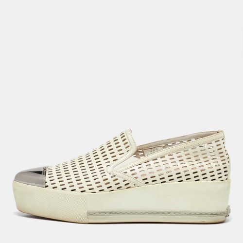 Miu Miu Off White Perforated Leather Metal Cap Toe Slip On Sneakers Size 38.5 - Miu Miu - Modalova