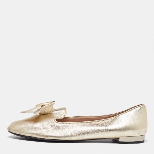 Miu Miu Gold Leather Bow Loafers Size 38.5 - Miu Miu - Modalova