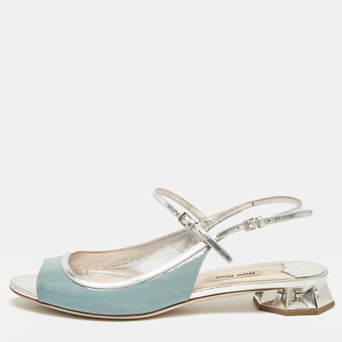 Blue Leather and Patent Leather Flat Sandals Size 37.5 - Miu Miu - Modalova