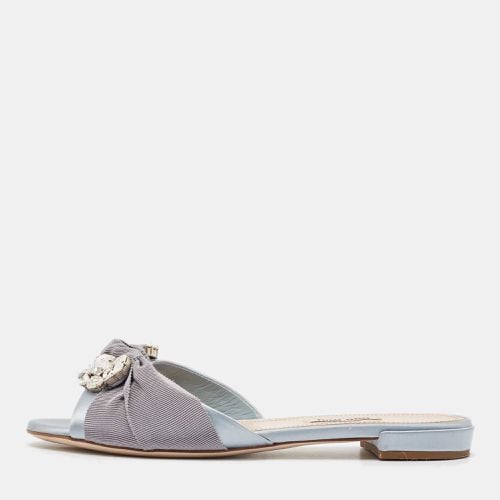 Miu Miu Light Blue Satin and Canvas Crystals Embellished Knot Slide Flats Size 38 - Miu Miu - Modalova