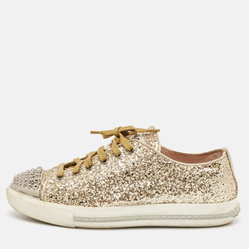 Miu Miu Gold Coarse Glitter Metal Cap Toe Low Top Sneakers Size 37.5 - Miu Miu - Modalova