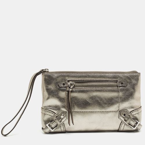 Michael Kors Metallic Grey Leather Fallon Wristlet Clutch - Michael Kors - Modalova