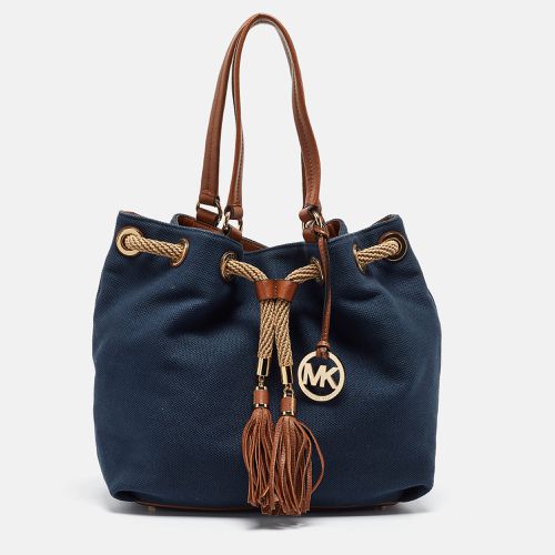 MICHAEL Michael Kors Navy Blue/Brown Canvas Marina Drawstring Tote - MICHAEL Michael Kors - Modalova