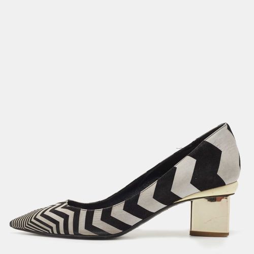 Grey Zigzag Print Suede Pumps Size 37.5 - Nicholas Kirkwood - Modalova