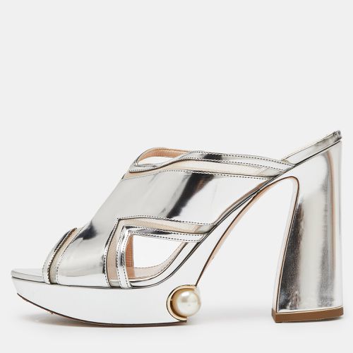 Nicholas Kirkwood Silver Leather and Mesh Pearl Embellished Platform Block Heel Slide Sandals Size 40 - Nicholas Kirkwood - Modalova