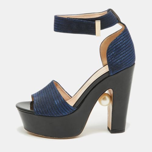 Nicholas Kirkwood Blue/Black Lurex Fabric and Patent Maya Sandals Size 38 - Nicholas Kirkwood - Modalova