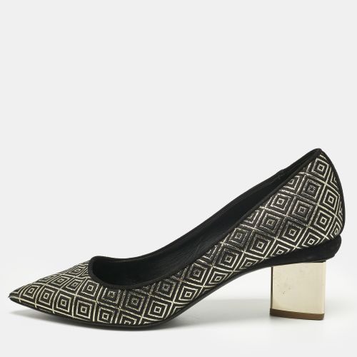Nicholas Kirkwood Black/Gold Diamond Quilt Jacquard Pointed Toe Pumps Size 38 - Nicholas Kirkwood - Modalova