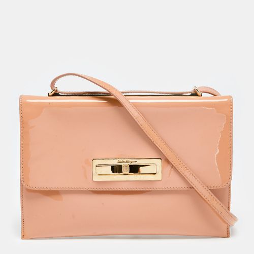 Salvatore Ferragamo Peach Patent Leather Metal Bow Flap Shoulder Bag - Salvatore Ferragamo - Modalova