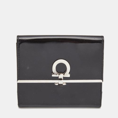 Salvatore Ferragamo Black Patent Leather Gancini Tri Fold Wallet - Salvatore Ferragamo - Modalova