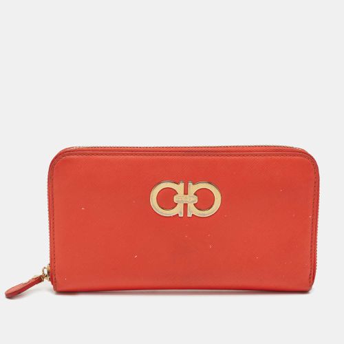 Salvatore Ferragamo Orange Leather Double Gancio Zip Around Wallet - Salvatore Ferragamo - Modalova