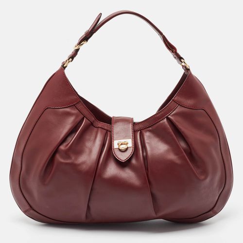 Pleated Leather Gancini Flap Hobo - Salvatore Ferragamo - Modalova