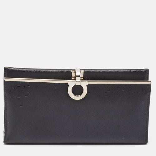 Salvatore Ferragamo Black Leather Gancini Clasp Continental Wallet - Salvatore Ferragamo - Modalova