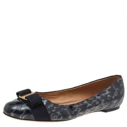 Salvatore Ferragamo Black Quilted Patent Leather Vara Bow Ballet Flats Size 40 - Salvatore Ferragamo - Modalova