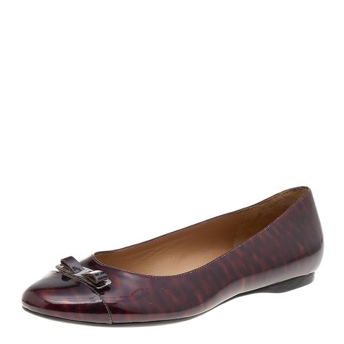 Salvatore Ferragamo Burgundy Patent Leather Vara Bow Flats Size 38.5 - Salvatore Ferragamo - Modalova