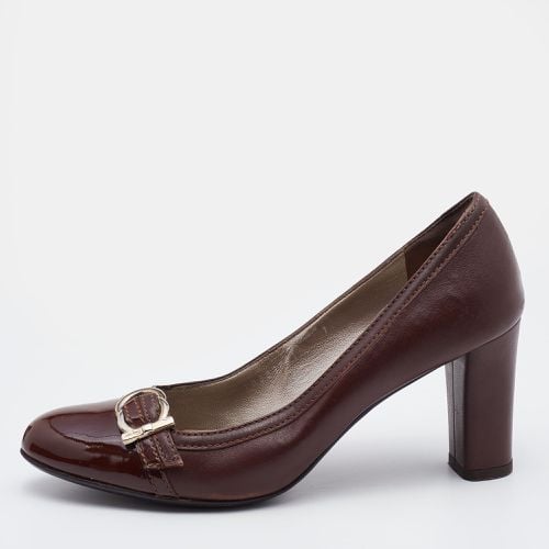 Salvatore Ferragamo Brown Patent and Leather Nostra Pumps Size 37.5 - Salvatore Ferragamo - Modalova