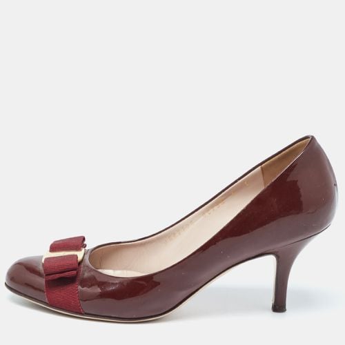 Salvatore Ferragamo Burgundy Patent Vara Bow Pumps Size 36.5 - Salvatore Ferragamo - Modalova