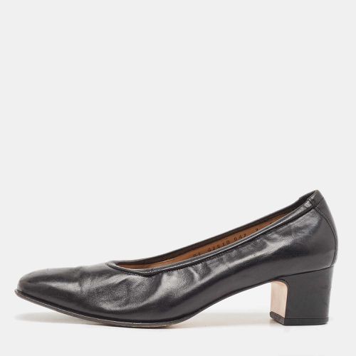 Salvatore Ferragamo Black Leather Pumps Size 37.5 - Salvatore Ferragamo - Modalova