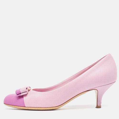 Salvatore Ferragamo Pink Leather Vara Bow Pumps Size 37.5 - Salvatore Ferragamo - Modalova