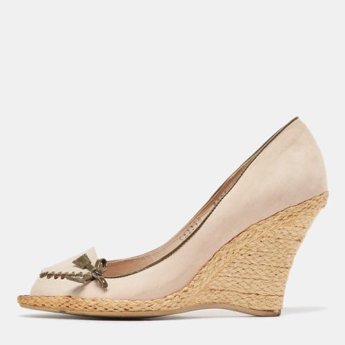 Salvatore Ferragamo Beige Nubuck Leather Peep Toe Espadrille Wedge Pumps Size 38.5 - Salvatore Ferragamo - Modalova