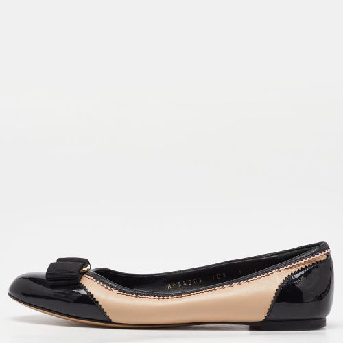 Black Leather and Patent Leather Ballerina Flats Size 35.5 - Salvatore Ferragamo - Modalova